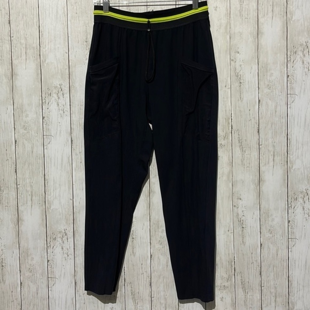 Fabletics Large Jogger Pants Womens Black‎ Neon Yellow Mesh Cargo